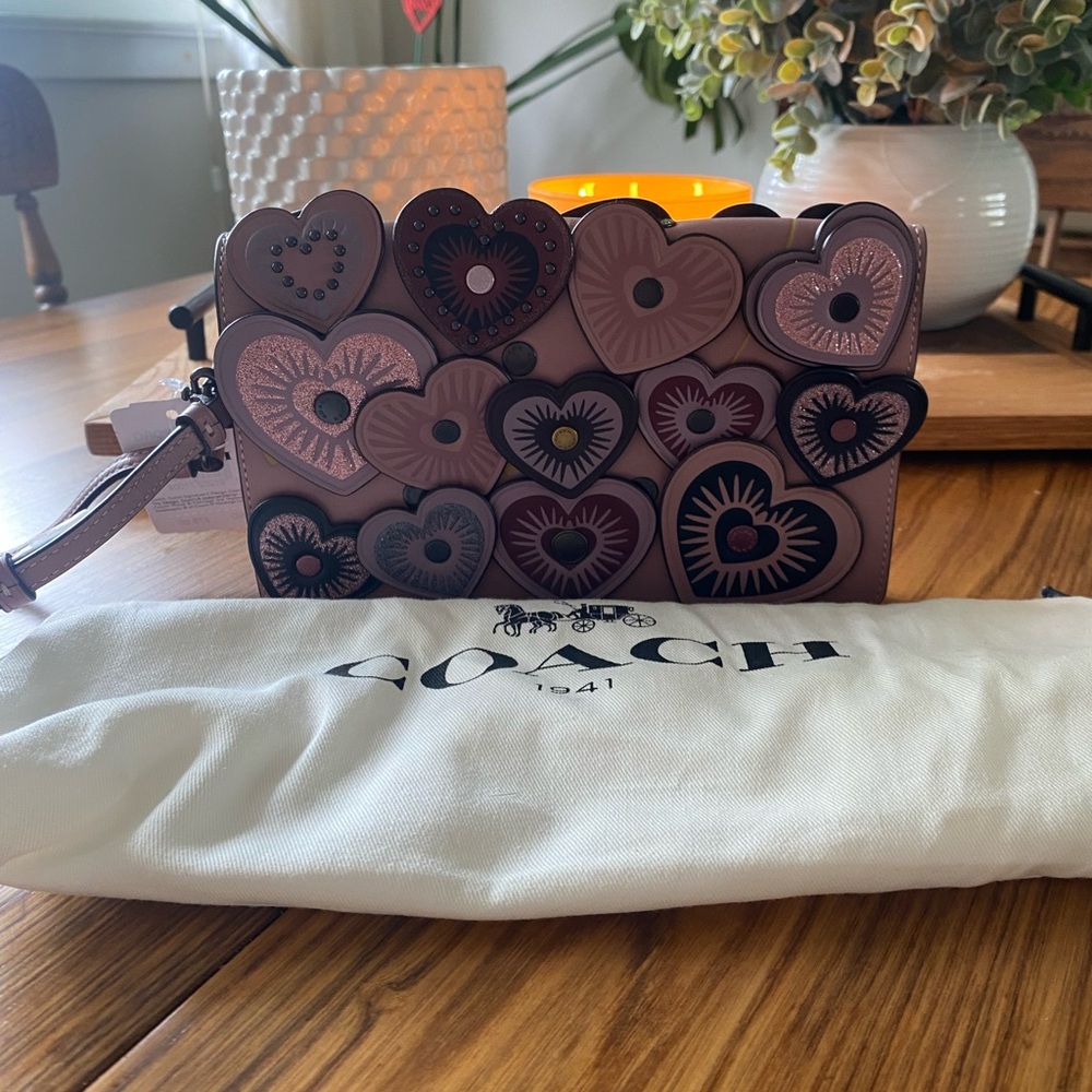 Coach 31757 Foldover Crossbody Clutch With Heart Dusty Rose/pink leather